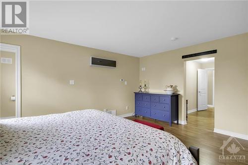 8441 Mitch Owens Road, Ottawa, ON - Indoor Photo Showing Bedroom