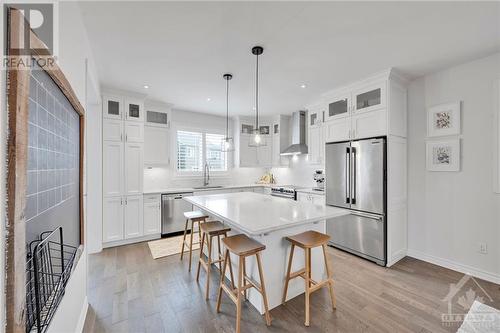 Kitchen - 976 Shimmerton Circle, Kanata, ON - Indoor Photo Showing Kitchen With Upgraded Kitchen