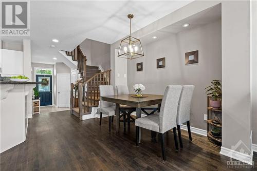 2043 Melette Crescent, Ottawa, ON - Indoor Photo Showing Dining Room