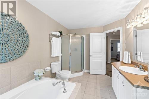 2043 Melette Crescent, Ottawa, ON - Indoor Photo Showing Bathroom