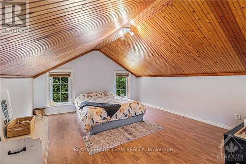 472 Fred Street, North Dundas, ON - Indoor Photo Showing Bedroom