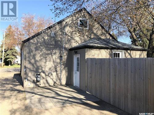 311 7Th Street E, Wynyard, SK - Outdoor