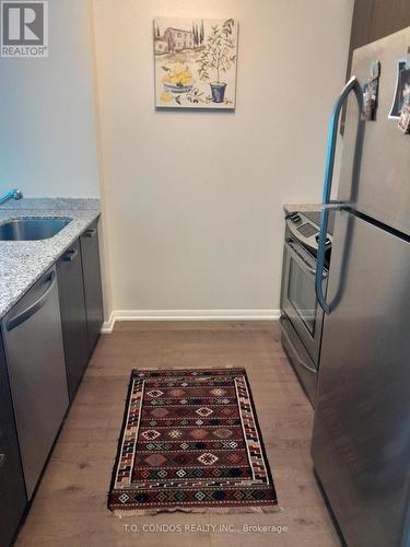 703 - 832 Bay Street, Toronto, ON - Indoor Photo Showing Kitchen With Stainless Steel Kitchen