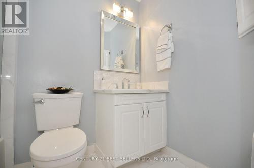 24 Tania Crescent, Vaughan, ON - Indoor Photo Showing Bathroom