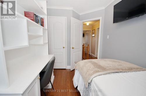 24 Tania Crescent, Vaughan, ON - Indoor Photo Showing Bedroom