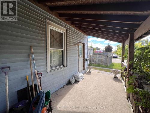 2 Pearl Street, London, ON - Outdoor With Deck Patio Veranda With Exterior