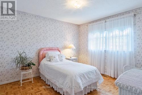 1983 Roy Ivor Crescent, Mississauga, ON - Indoor Photo Showing Bedroom