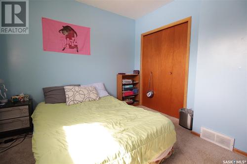 421 Beryl Street, Broadview, SK - Indoor Photo Showing Bedroom