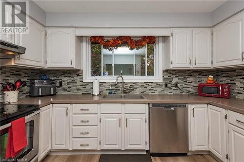 51 Harris Drive, North Bay, ON - Indoor Photo Showing Kitchen With Double Sink