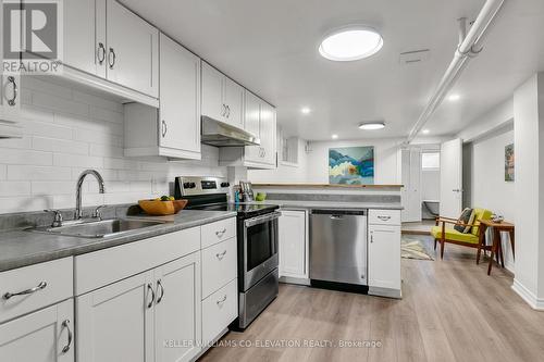 140 Medland Street, Toronto, ON - Indoor Photo Showing Kitchen With Upgraded Kitchen