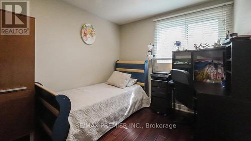 36 - 7707 Darcel Avenue, Mississauga, ON - Indoor Photo Showing Bedroom