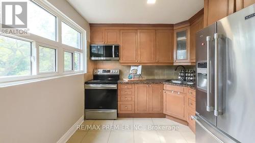 36 - 7707 Darcel Avenue, Mississauga, ON - Indoor Photo Showing Kitchen