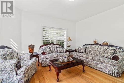 Den, Office or Main Floor Bedroom (5th Bedroom) - 169 Trillium Drive, Port Elgin, ON - Indoor Photo Showing Living Room