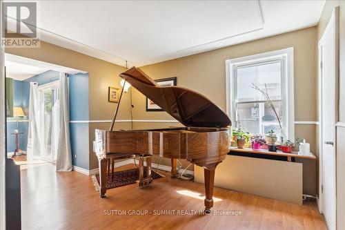 2076 Churchill Avenue, Burlington, ON - Indoor Photo Showing Other Room