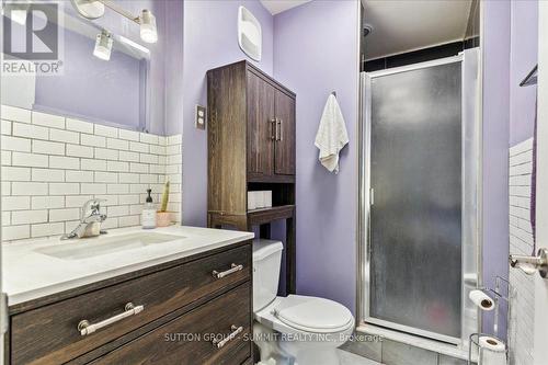 2076 Churchill Avenue, Burlington, ON - Indoor Photo Showing Bathroom