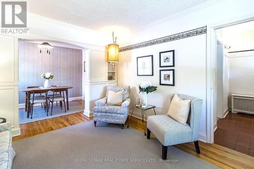 55 Twelfth Street, Toronto, ON - Indoor Photo Showing Living Room