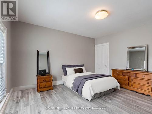 9 Ramore Street, Cambridge, ON - Indoor Photo Showing Bedroom