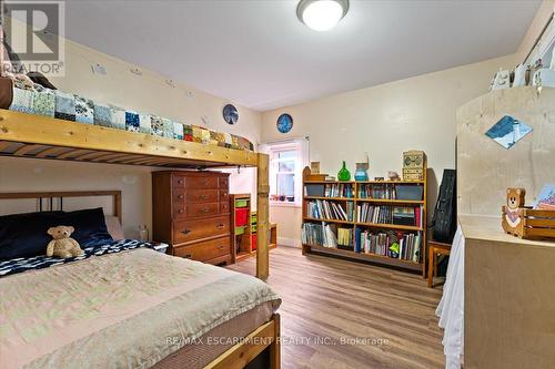 4872 Regional Road 20, West Lincoln, ON - Indoor Photo Showing Bedroom