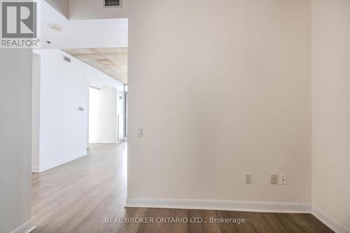 2906 - 375 King Street W, Toronto, ON - Indoor