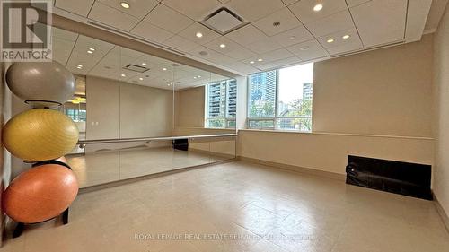 1806 - 25 Broadway Avenue, Toronto, ON - Indoor Photo Showing Other Room