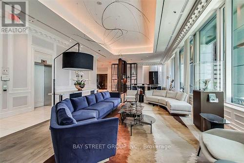 3703 - 311 Bay Street, Toronto, ON - Indoor Photo Showing Living Room