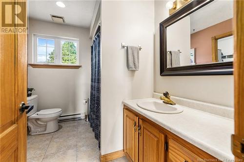 170 Columbus Avenue, Moncton, NB - Indoor Photo Showing Bathroom