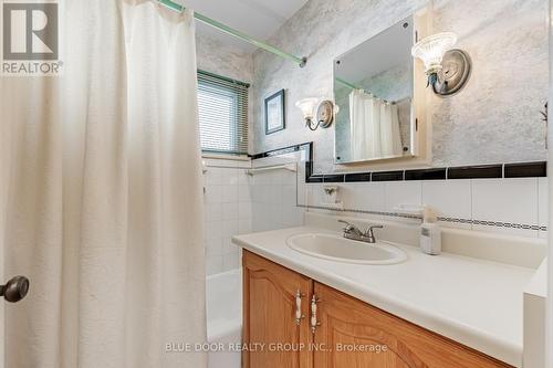 82 Cedarcrest Boulevard, Toronto, ON - Indoor Photo Showing Bathroom