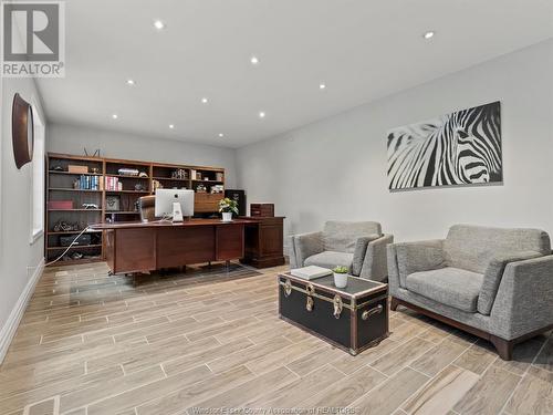 354 Puce Road, Lakeshore, ON - Indoor Photo Showing Living Room