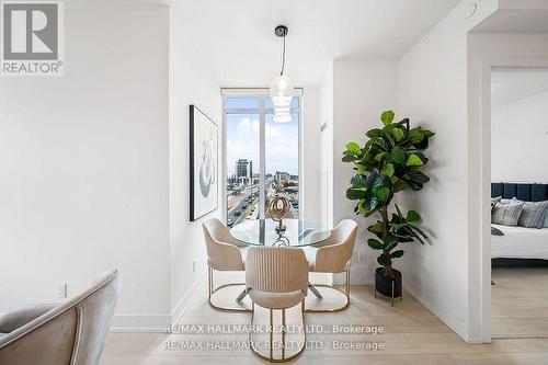 610 - 9471 Yonge Street, Richmond Hill, ON - Indoor Photo Showing Dining Room