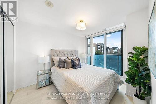 610 - 9471 Yonge Street, Richmond Hill, ON - Indoor Photo Showing Bedroom