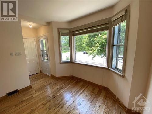 Entrance - 211 Mcgillivray Street, Ottawa, ON - Indoor Photo Showing Other Room