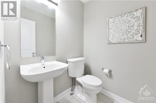 567 Paine Avenue, Kanata, ON - Indoor Photo Showing Bathroom