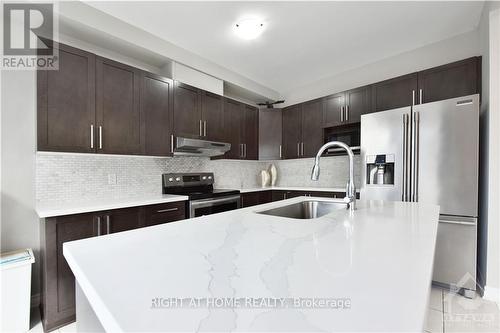 567 Paine Avenue, Ottawa, ON - Indoor Photo Showing Kitchen With Stainless Steel Kitchen With Upgraded Kitchen