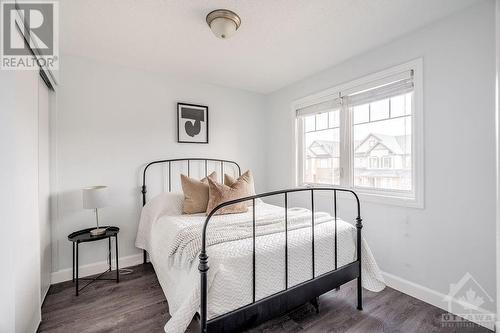 627 Monardia Way, Ottawa, ON - Indoor Photo Showing Bedroom