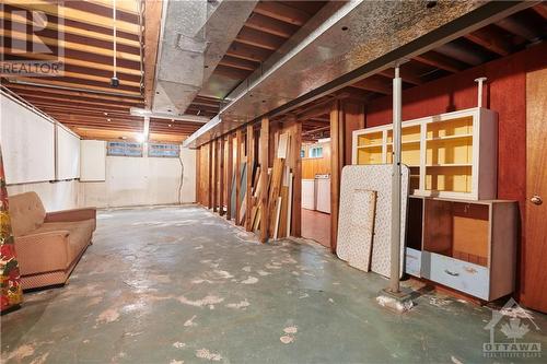 26 Wallford Way, Ottawa, ON - Indoor Photo Showing Basement