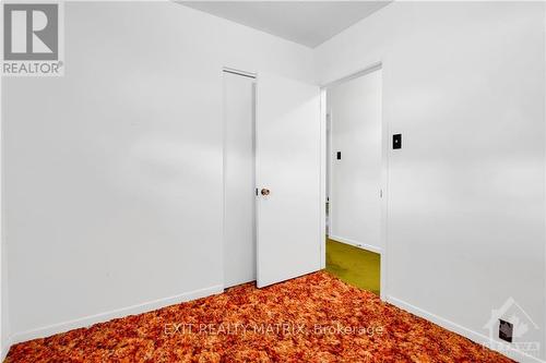 26 Wallford Way, Ottawa, ON - Indoor Photo Showing Other Room