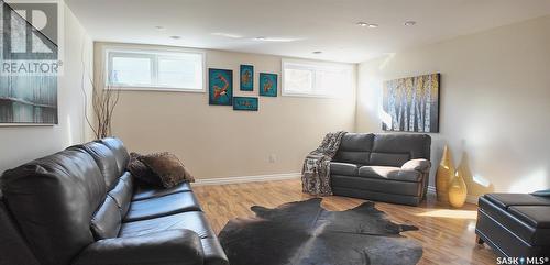 10304 Bunce Crescent, North Battleford, SK - Indoor Photo Showing Living Room