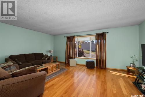 1442 Sibbald Crescent, Prince Albert, SK - Indoor Photo Showing Living Room