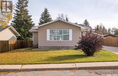 1442 Sibbald Crescent, Prince Albert, SK - Outdoor