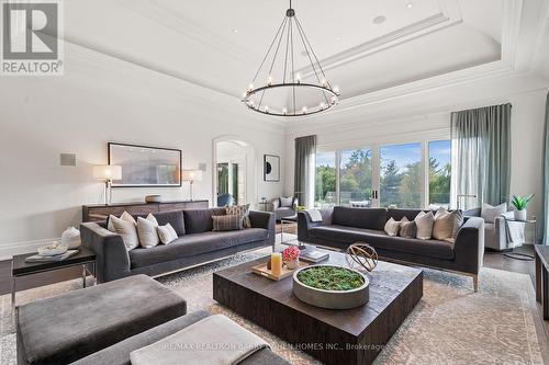 116 Eden Vale Drive, King, ON - Indoor Photo Showing Living Room