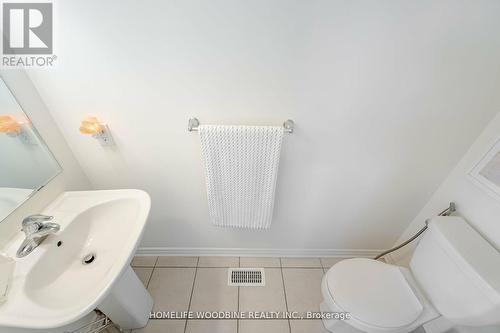 18 - 143 Ridge Road, Cambridge, ON - Indoor Photo Showing Bathroom