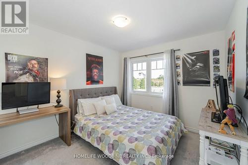 18 - 143 Ridge Road, Cambridge, ON - Indoor Photo Showing Bedroom