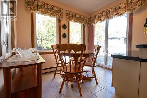 302 Moonrock Avenue, Sudbury, ON - Indoor Photo Showing Dining Room