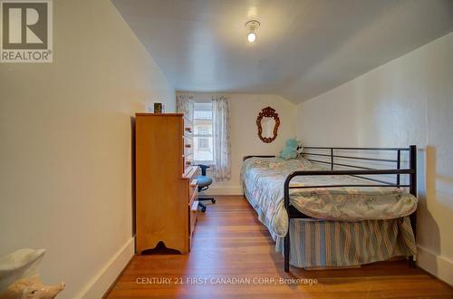 63 Baldwin Street, Tillsonburg, ON - Indoor Photo Showing Bedroom