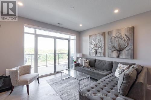 510 - 480 Callaway Road, London, ON - Indoor Photo Showing Living Room