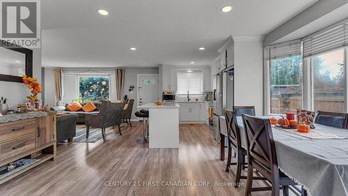 201 Estella Road, London, ON - Indoor Photo Showing Dining Room