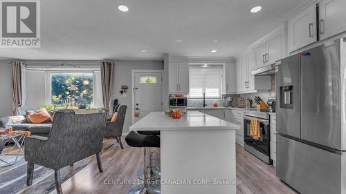 201 Estella Road, London, ON - Indoor Photo Showing Kitchen