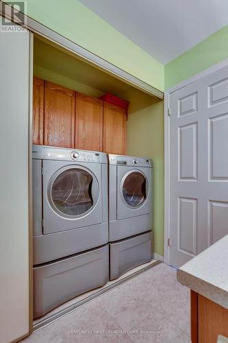 31 - 80 Centre Street, London, ON - Indoor Photo Showing Laundry Room