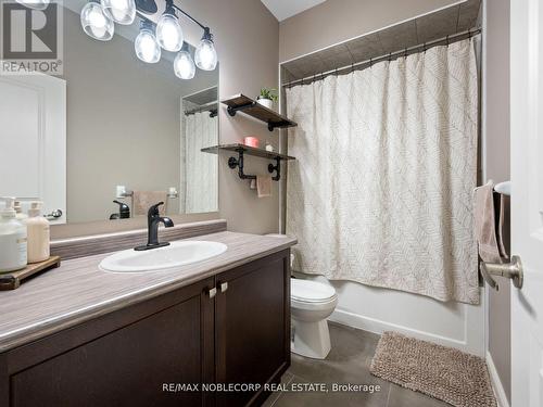 3150 Emperor Drive, Orillia, ON - Indoor Photo Showing Bathroom