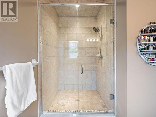 3150 Emperor Drive, Orillia, ON - Indoor Photo Showing Bathroom